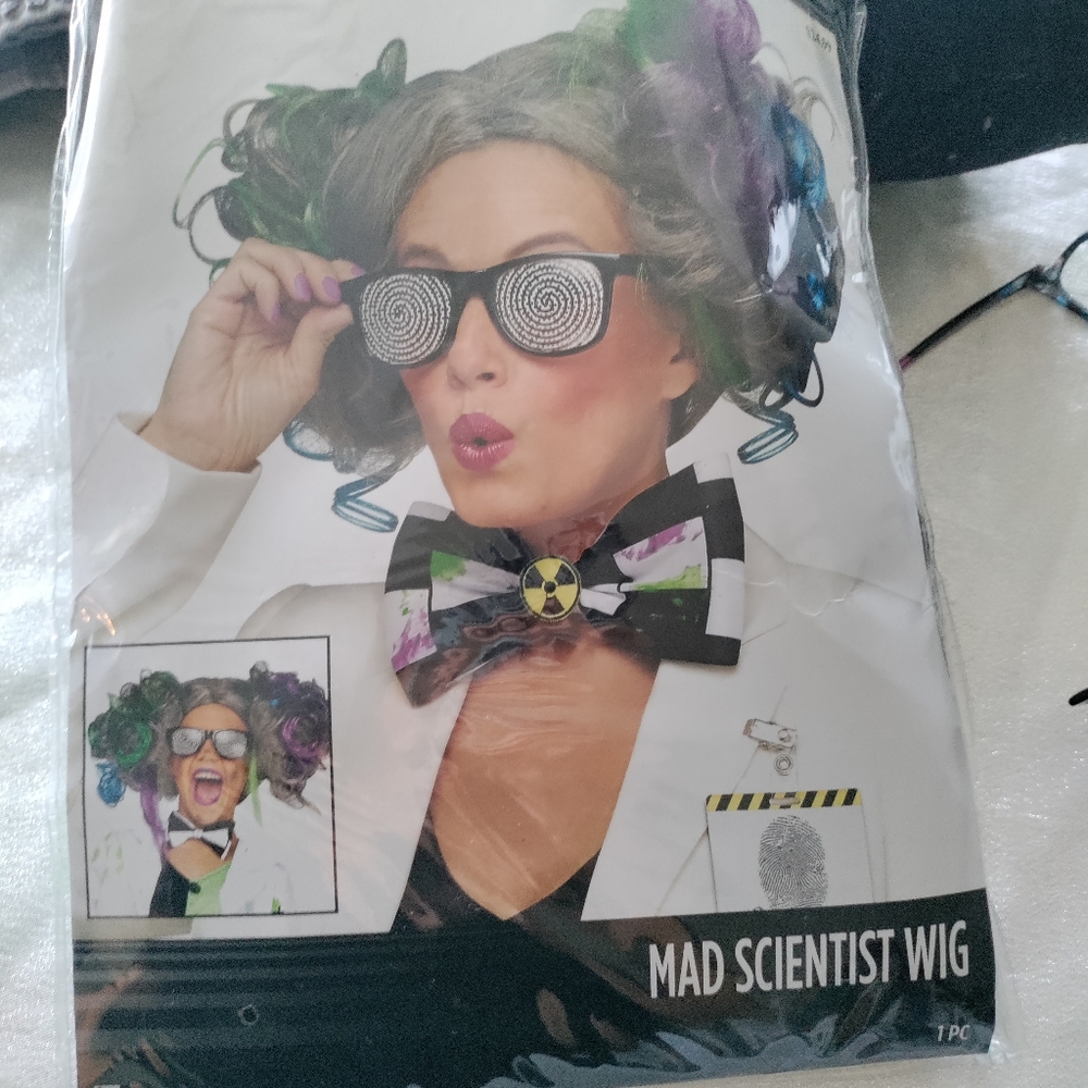 Character wig